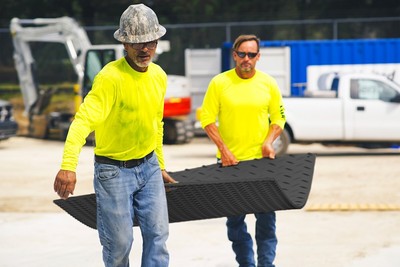 Blue Gator Heavy Duty Ground Protection Mats - Recyclable, Non-Slip, Waterproof