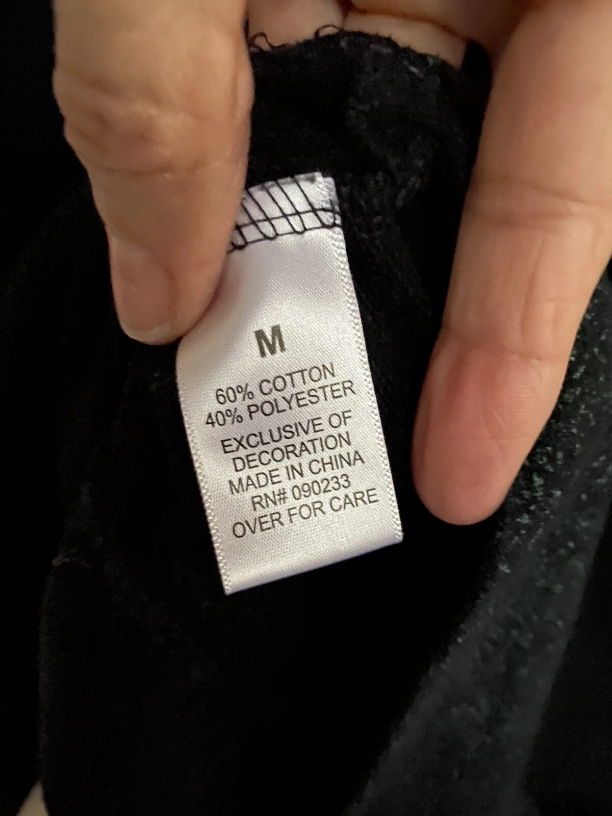 VETEMENTS Felpa nera con cappuccio media hawaiana come fiore tasca frontale manica lunga