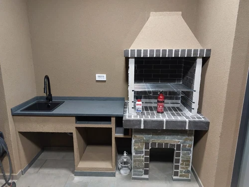 Bildhübscher Steingrill Grillkamin Naturstein  0,90x0.76m auch ohne Verblendung! - Bild 4 von 19