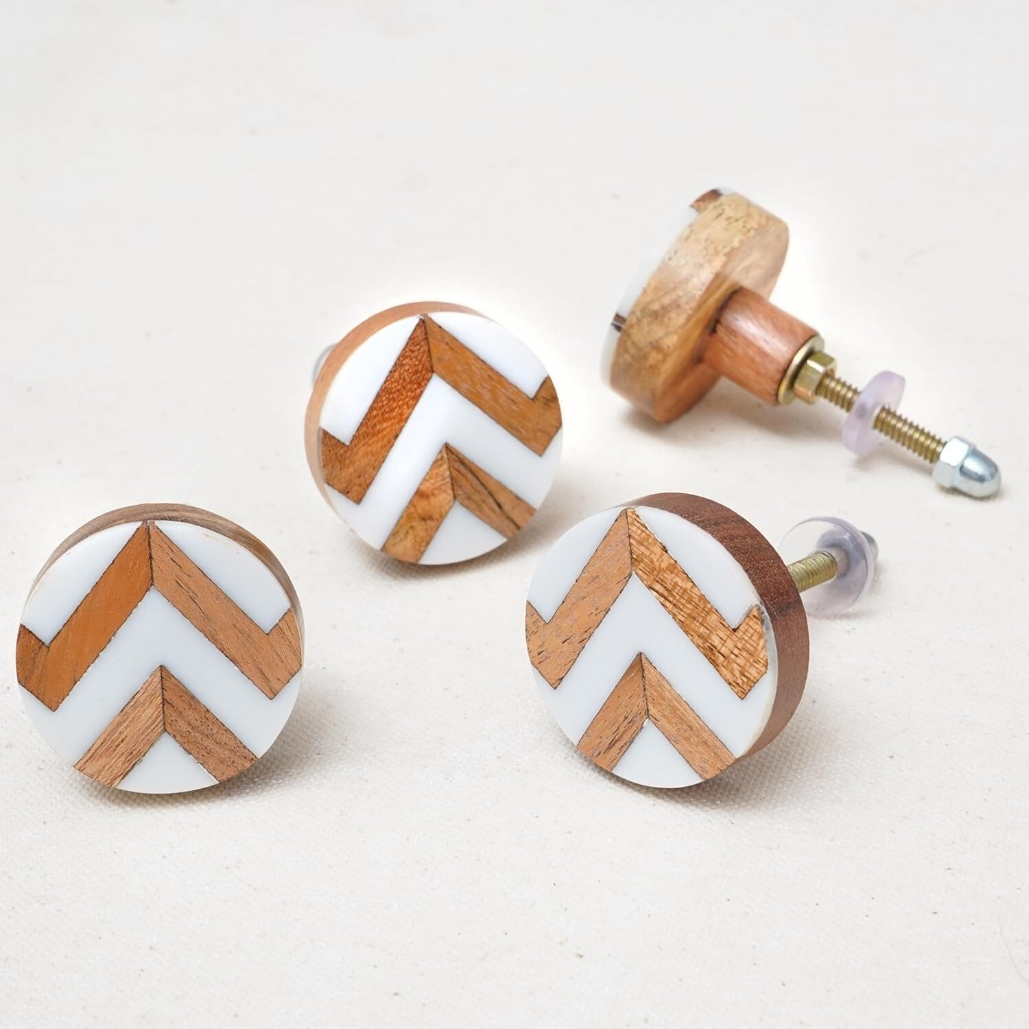 Zig Zag Perillas Madera Blanca Armario Armario Cajón Cómoda Manija Tiradores Paquete de 4