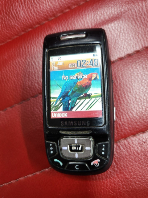 Samsung SGH-D500 - 2G GSM Black slide Mobile Phone