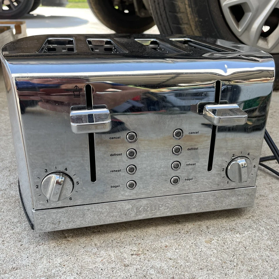 KRUPS Breakfast Essentials Stainless Steel Toaster, 4-Slice - LN - Image 2 of 4