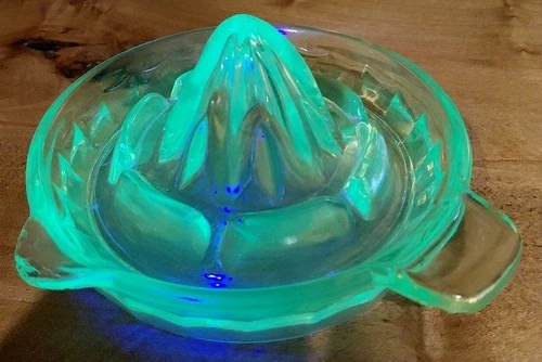 Vintage Depression Glass Green Uranium Vaseline Juicer 6"