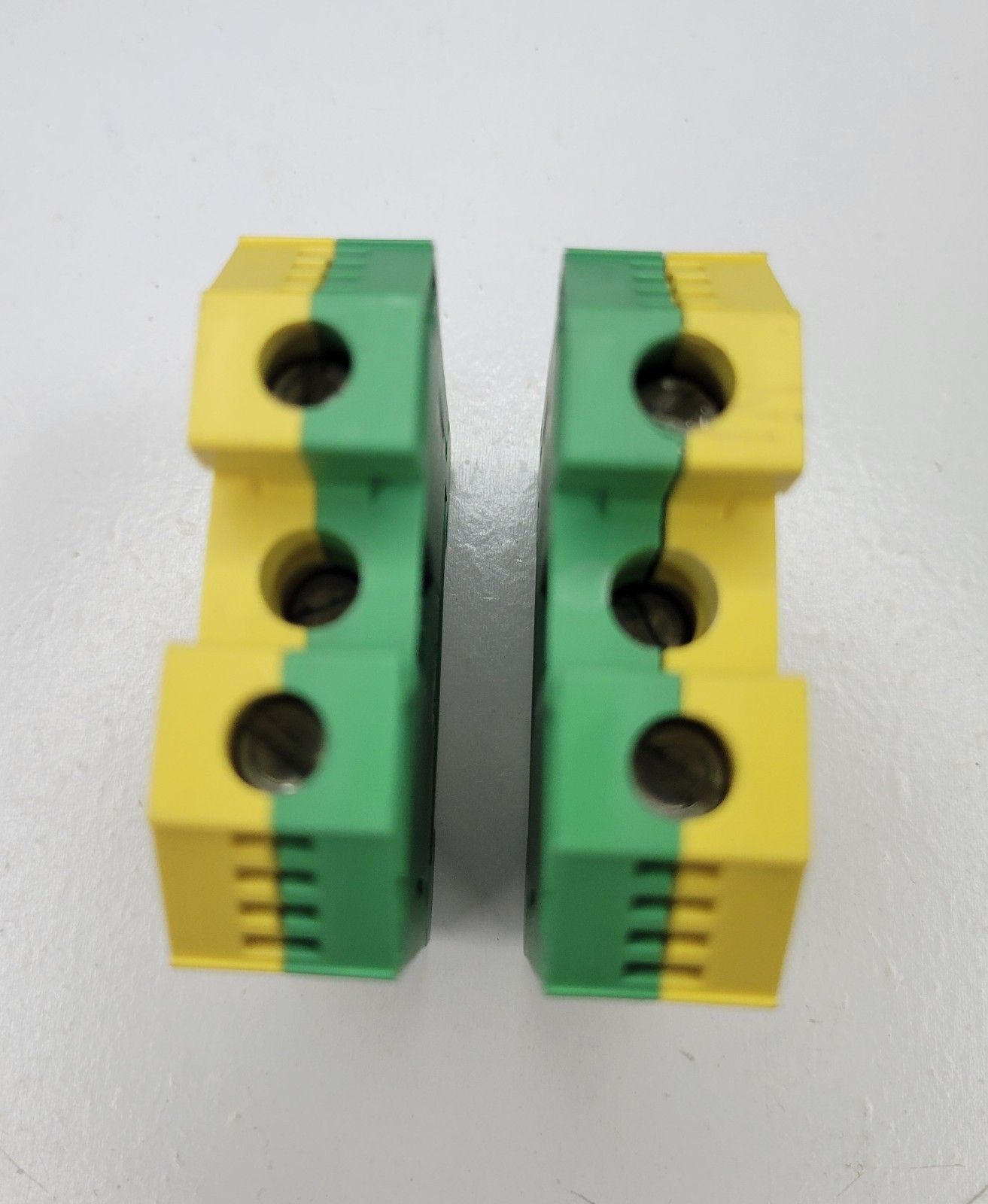Lot of 2 Weidmuller WPE 35 Green/Yellow Ground Terminal Blocks 2x- WPE 35