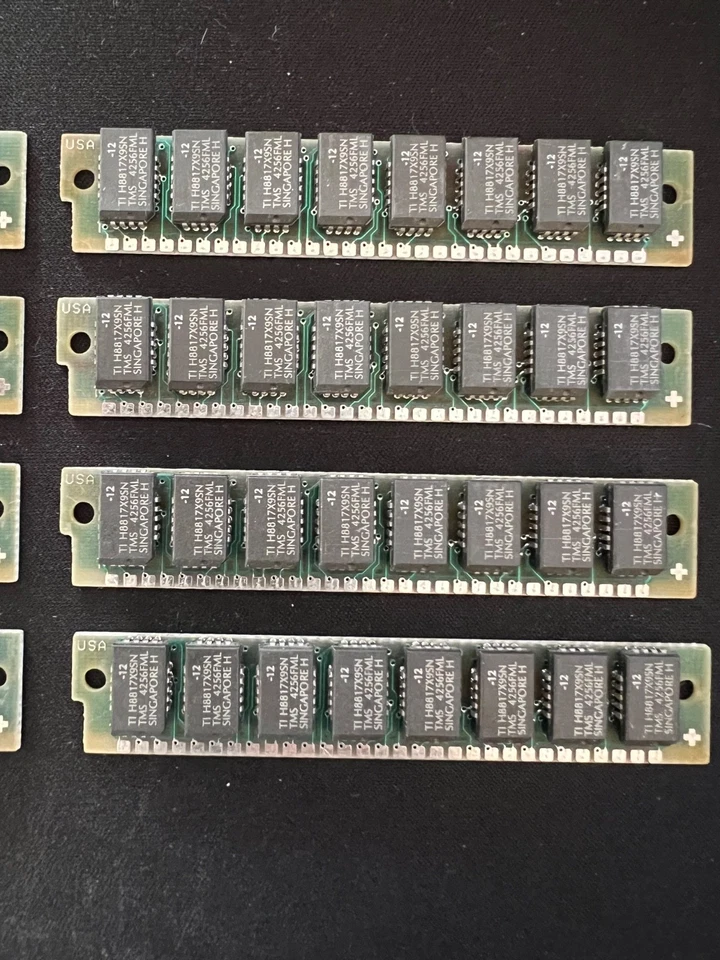 256K 30 PIN Non Parity SIMM RAM 120 - 150ns Apple / IBM Lot of 8 RAM / Memory - Image 3 of 4