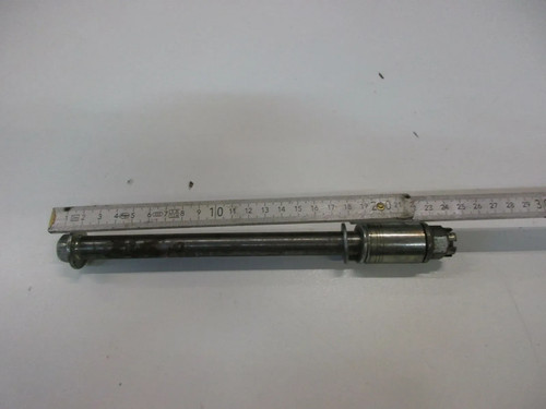 O1. Honda CM 185 T Twin Steckachse hinten Achse Hinterrad Axle Felge Wheel