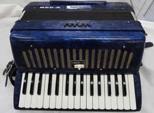 YAMAHA T-32B Tenor Accordion Vintage Japan Keyboard Bellows Tested