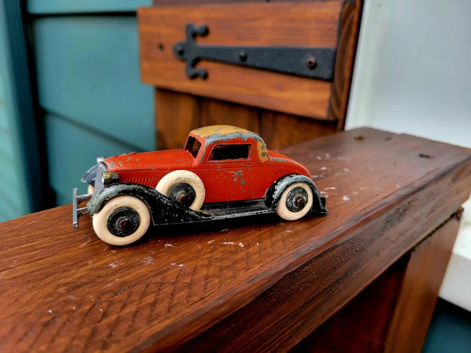 Vintage 1933-1939 Tootsietoy Graham 6 Wheel Convertible Coupe No. 0614 Toy Car - Image 3 of 4