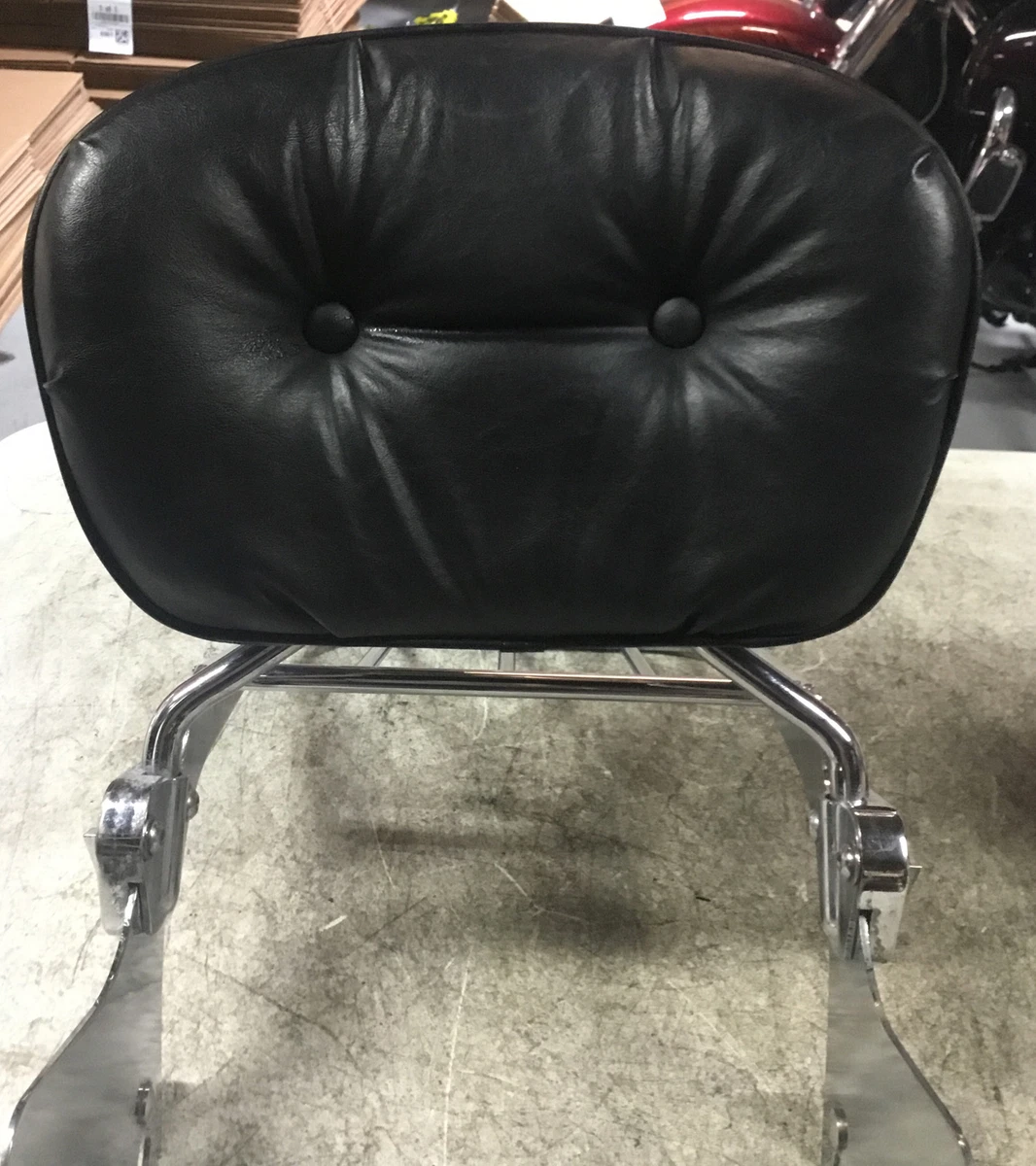 Harley Davidson OEM 2007 Road King Quick Detach Sissy Bar Backrest