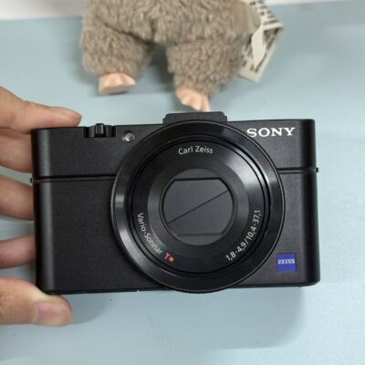 SONY DSC-RX100 II Mark 2 20.2MP 3.6x zoom compact digital camera