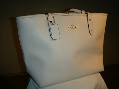 New - Genuine Coach White Leather Tote Handbag, Zipper Closure, no