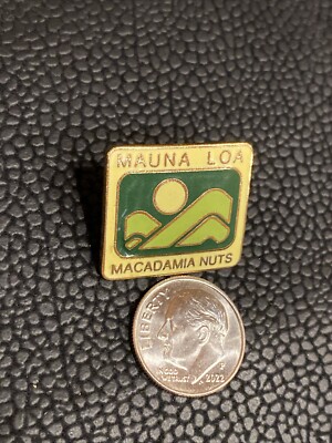 Vtg Mauna LOA Macadamia Nuts Logo Hawaii Tiki Bar Advertising Enameled Lapel Pin
