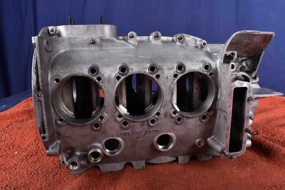 Porsche Aluminum Engine Case 1965 911/01 Sandcast for 2.7/2.8/2.9 Race Block Alu - Image 4 of 4