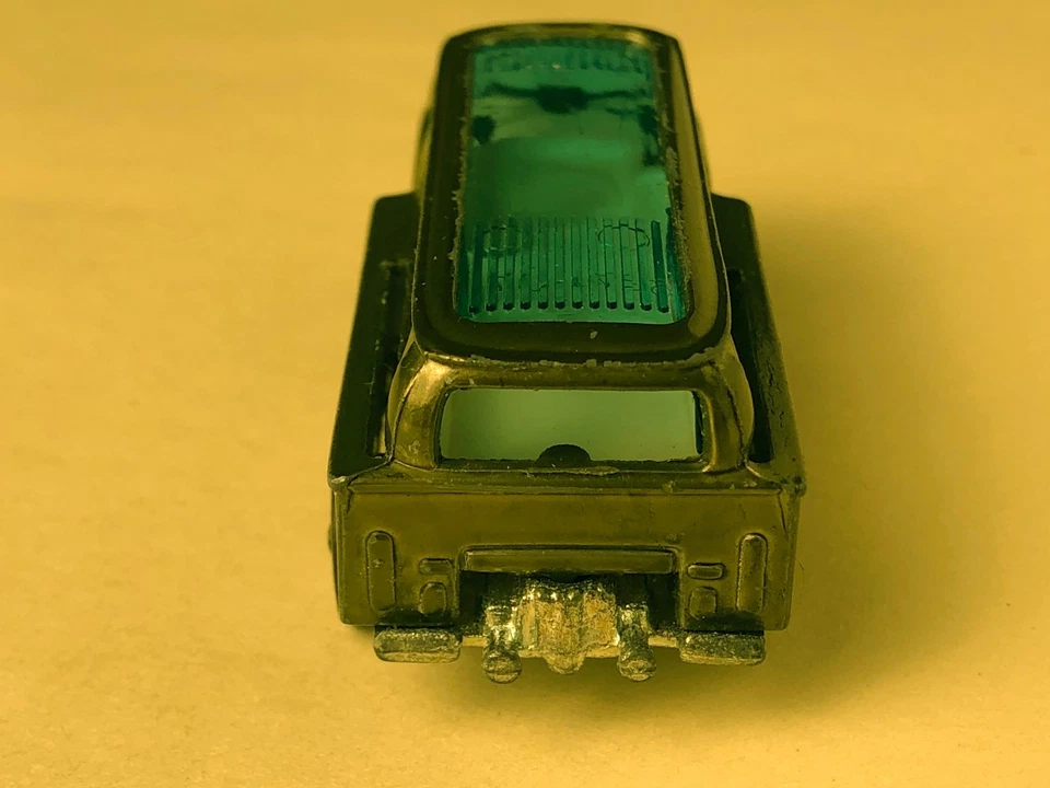 Volkswagen Beach Bomb 1969 Hot Wheels Redline. Oliva. Bonita forma. Foto 3 de 4