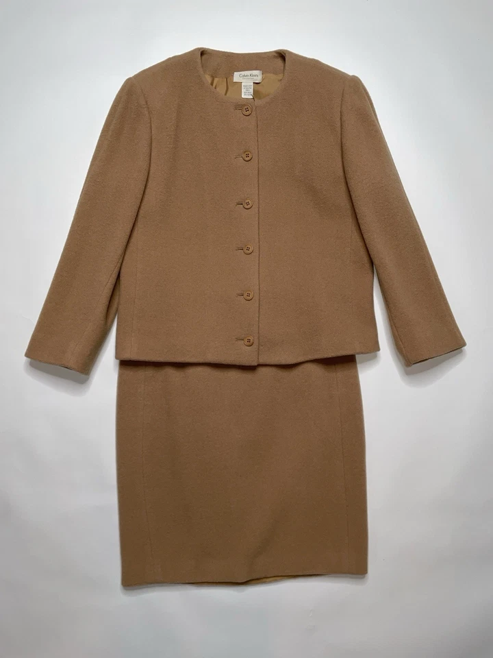 Nuevo con etiquetas Traje Falda Lana Tostado Camel Colección Calvin Klein Otoño 1995 Colección 8 Foto 2 de 4