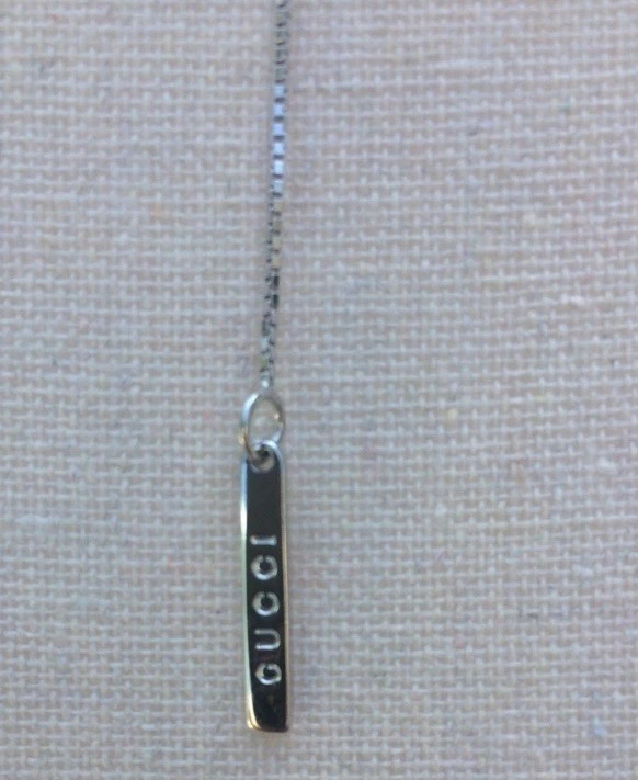 Collar Gucci Barra Lariat Oro Blanco Sólido 18K 5.2 Gr Foto 3 de 4