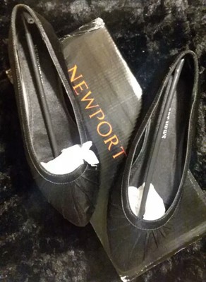 women's formal flats