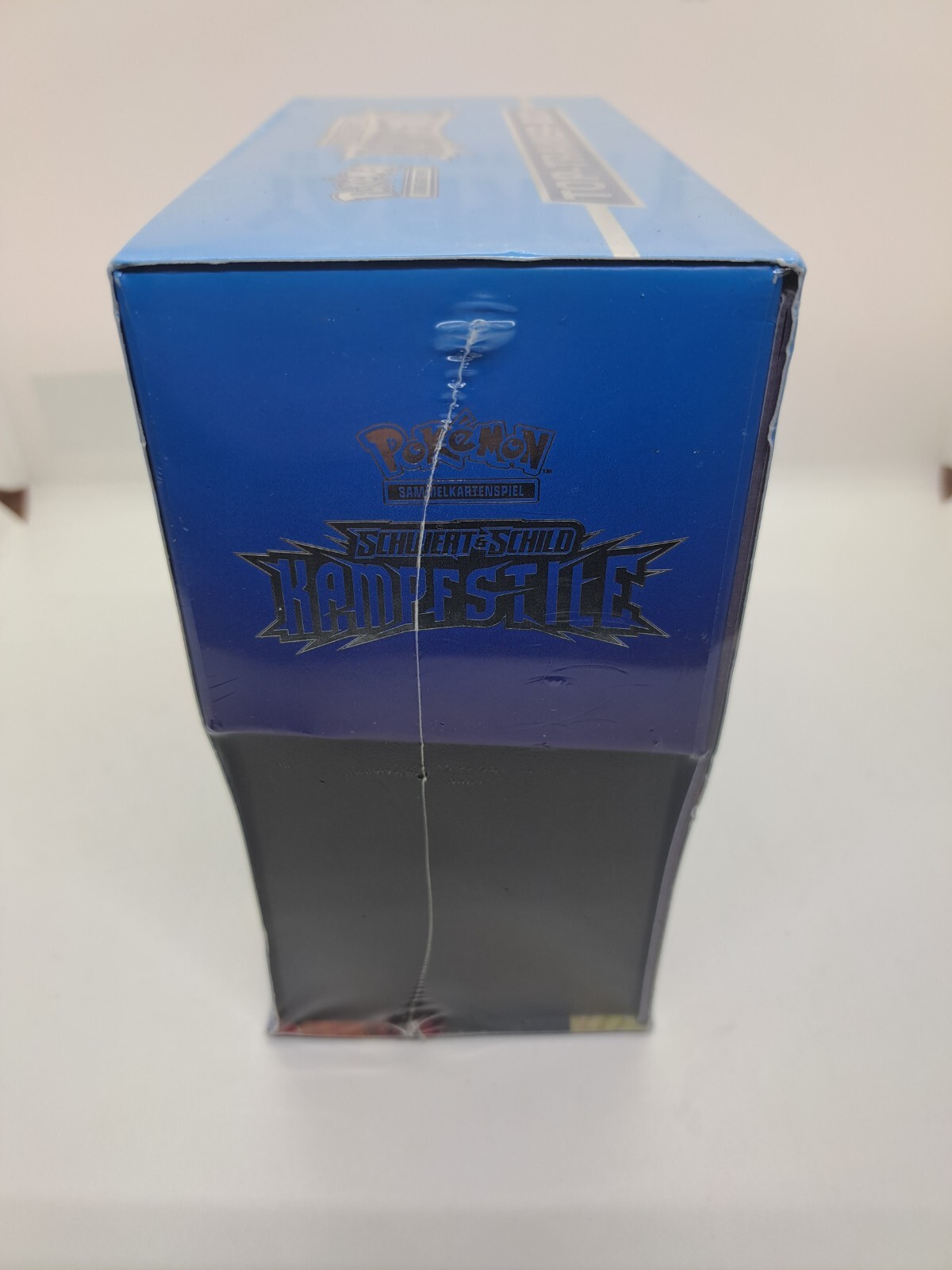 Thumbnail - Pokemon Schwert & Schild Kampfstile. Top Trainer Box. Deutsch. Neu &