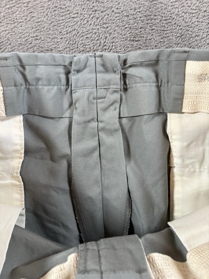 "Sansabelt Pantalones Cortos Para Hombres 36 Gris Chino Frente Plano tiro medio 8"" Entrepierna Golf De Colección" Foto 4 de 4