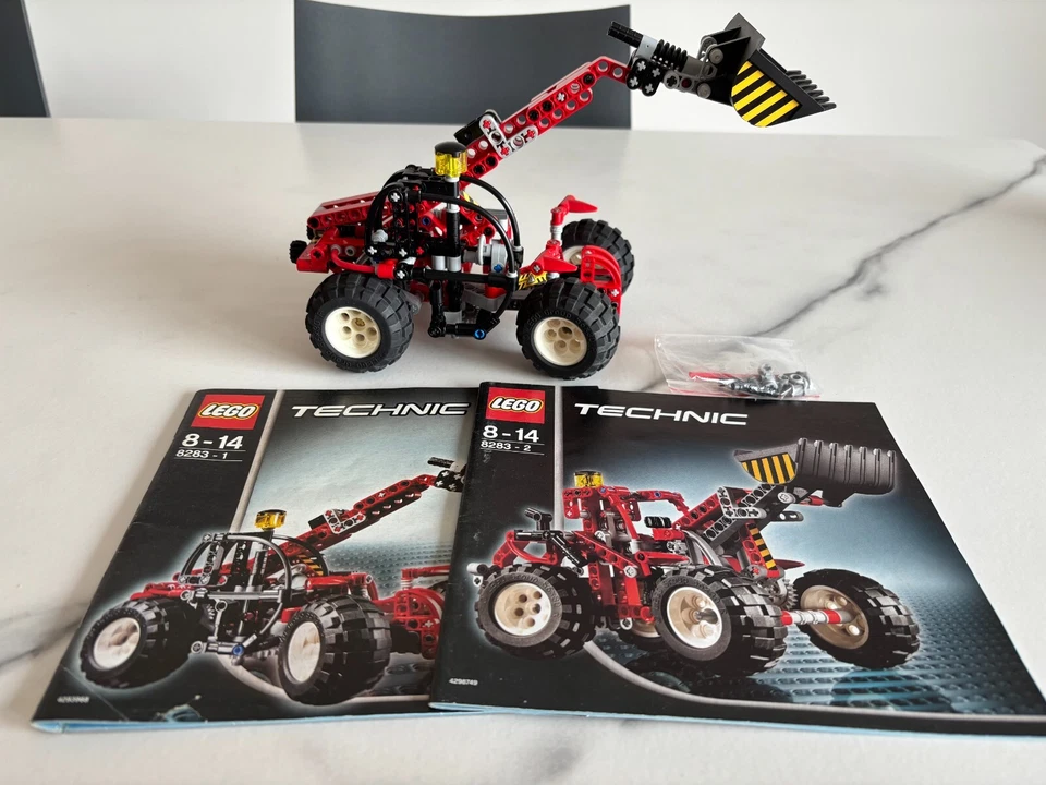 LEGO Technic 8283 Telehandler, foto 1 di 5