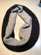 Wrapables Brand Soft Knit Acrylic Infinity Scarf 13”x26” Grey