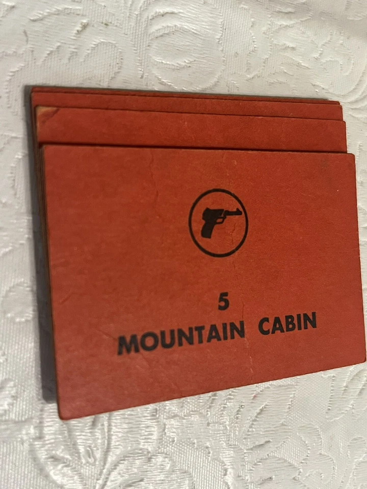 Juego de mesa James Bond 007 1964 - piezas de repuesto - 12 figuras - 45 cartas - 2 fichas de madera Foto 3 de 4