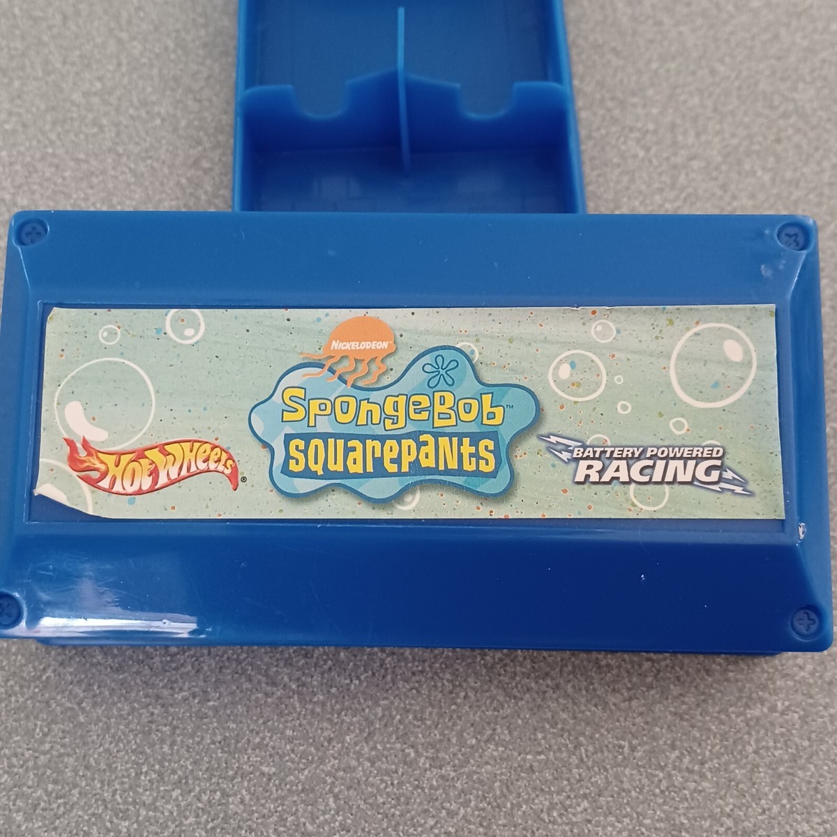 スポンジボブ Hot Rod Boat Slot Car Race Set Amazon.com: NKOK SpongeBob Hot Rod Boat Slot Car Race Set