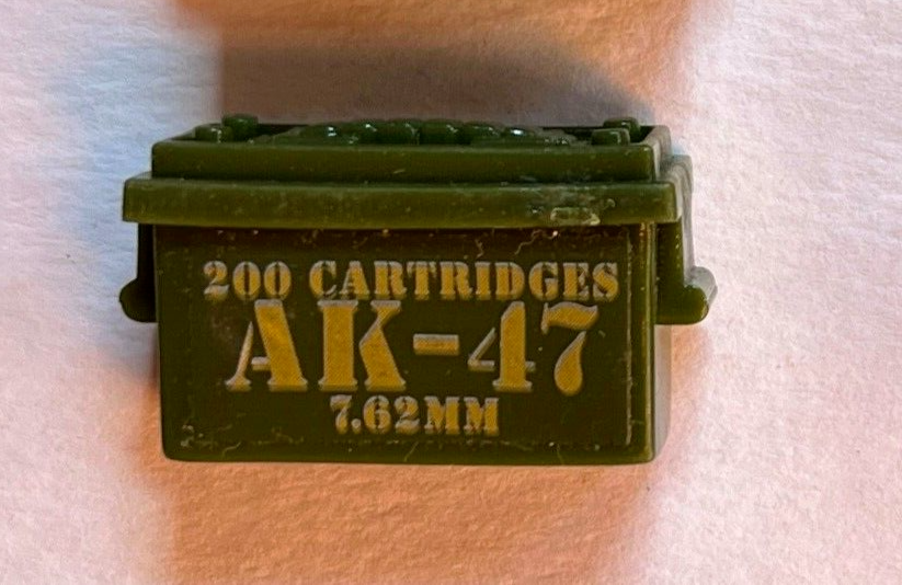 ammo グッズ セット AK-47 ammo box 1985 Rambo Savage Strike Headquarters playset part