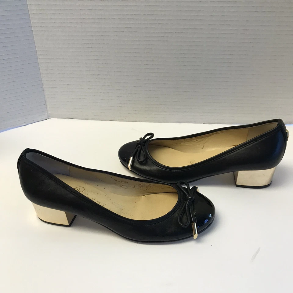 IVANKA TRUMP Size 6.5M Black Patent Leather Flats Smoking Loafers - Image 3 of 4