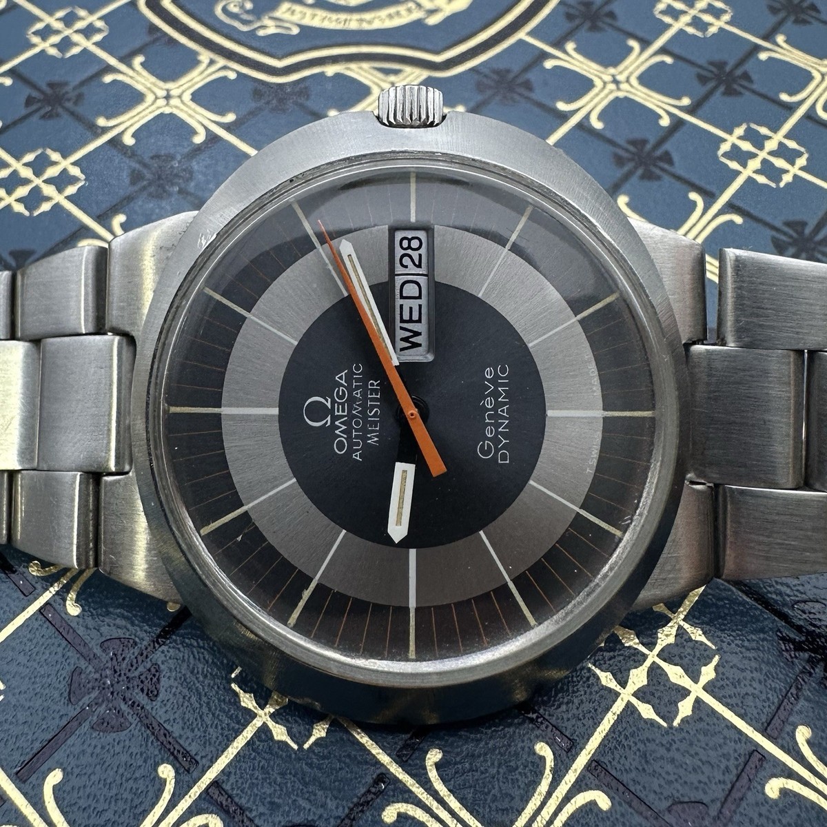 1969 Omega Dynamic Date Grey Bullseye Dial Meister Automatic 41mm