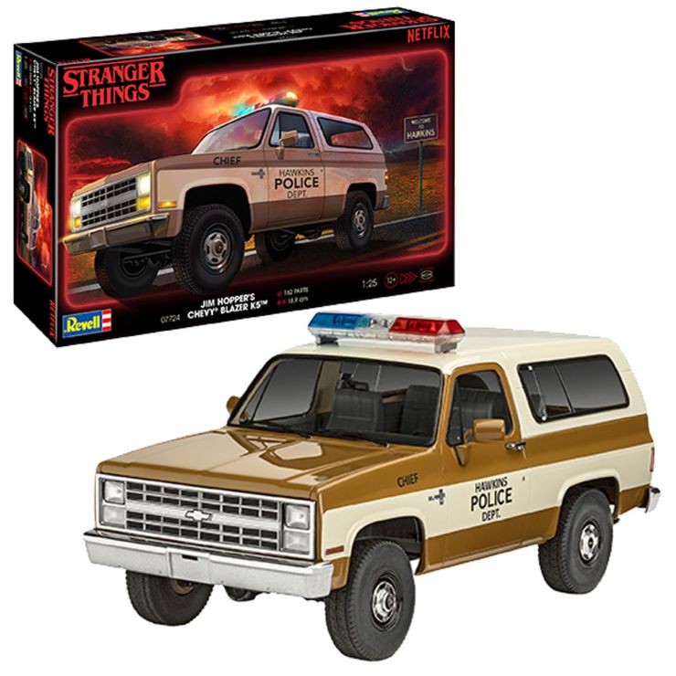 STRANGER THINGS HOPPER'S CHEVY BLAZER 新品 1/25 Stranger Things Jim Hopper's 1985 Chevy K5 Blazer | eBay