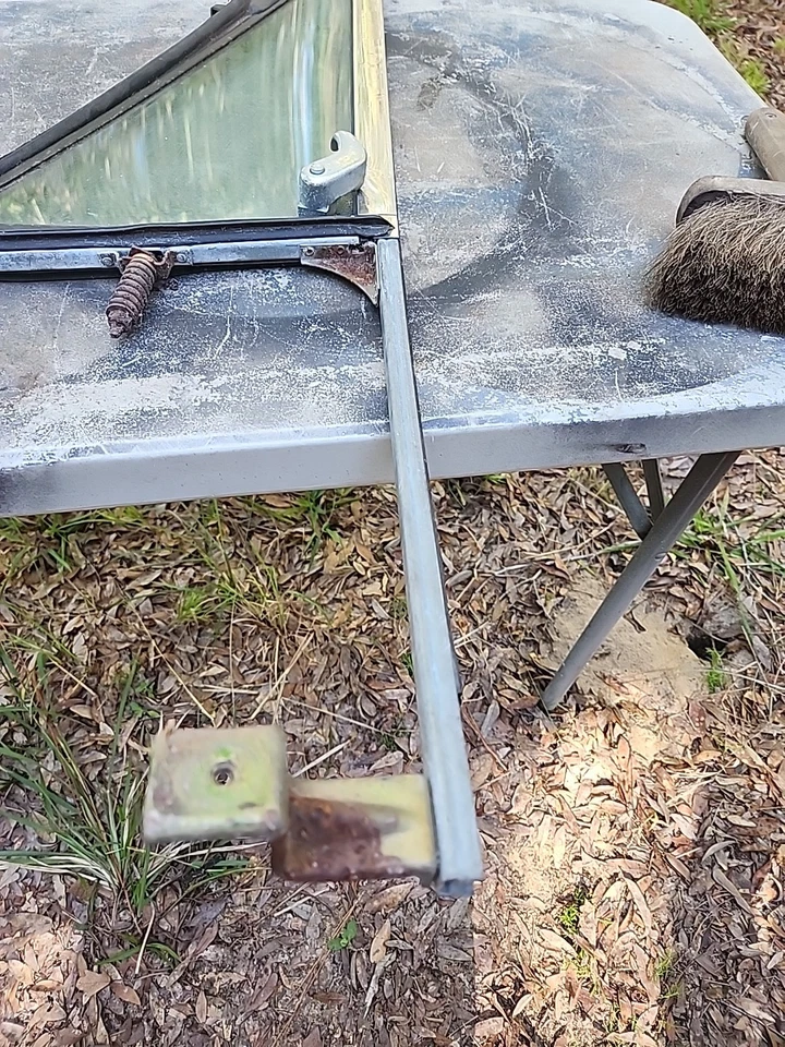 1971 95 Chevrolet G Series vent glass RH passenger wing window G10 G20 G30 Van  Foto 4 de 4