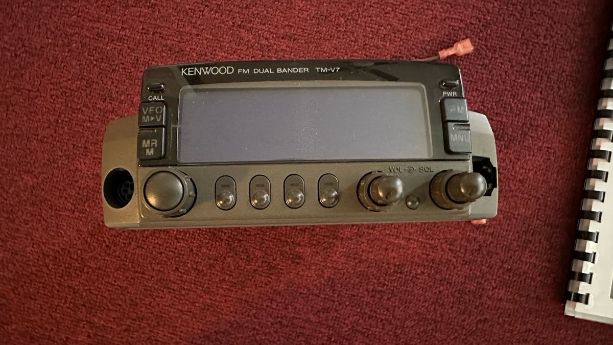 Kenwood TM-V7A 144/430MHz Dual Bander Ham Radio W/Microphone