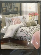 LAURA ASHLEY TWIN DUVET COVER AND SHAM SET - YARDLEY - NEW