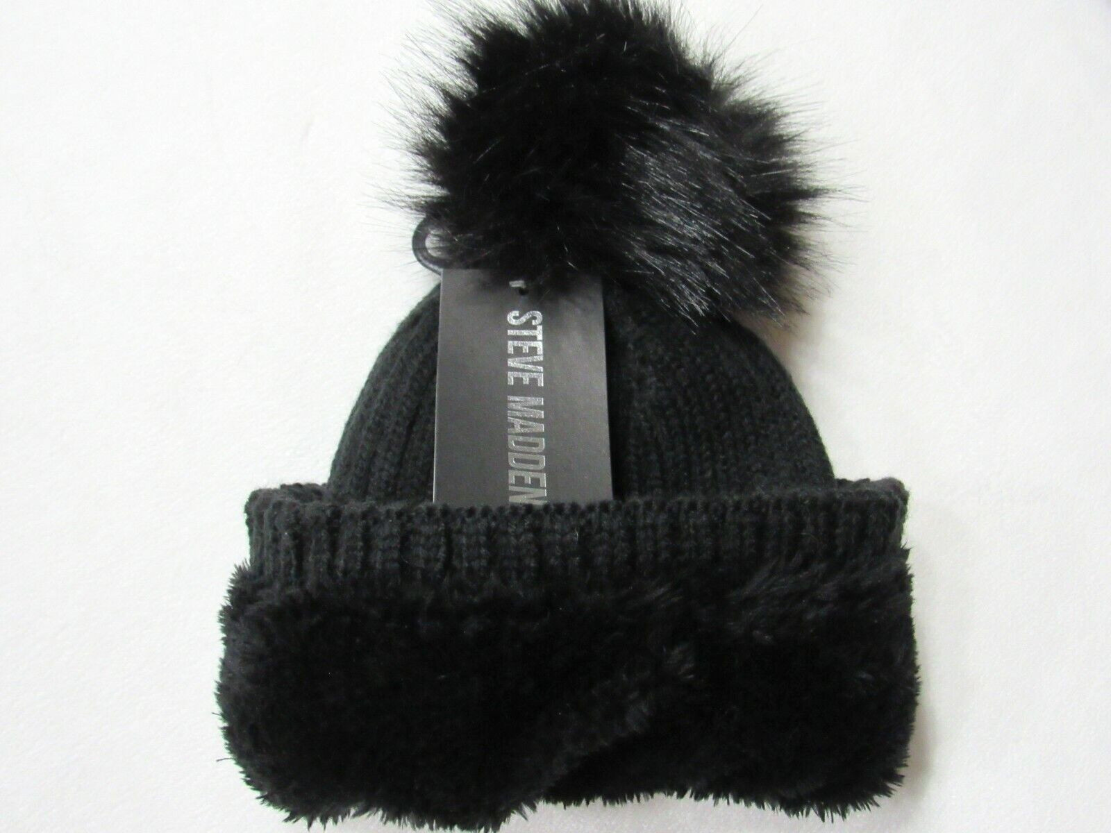 Женская вязаная шапка с гигантским черным помпоном из искусственного меха Steve Madden один размер 6490₽
