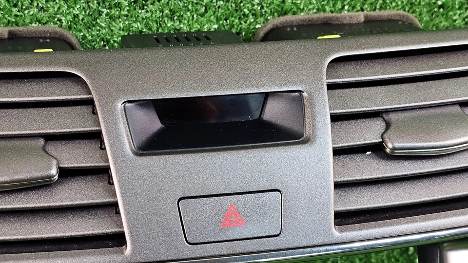 Lexus LS460 LS460L LS600H 2007-2009 ventilación aire navegación bisel moldura fabricante original usado Foto 4 de 4