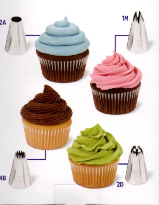  Wilton Cupcake Decorating Icing Tips, 12-Piece Set: Home &  Kitchen