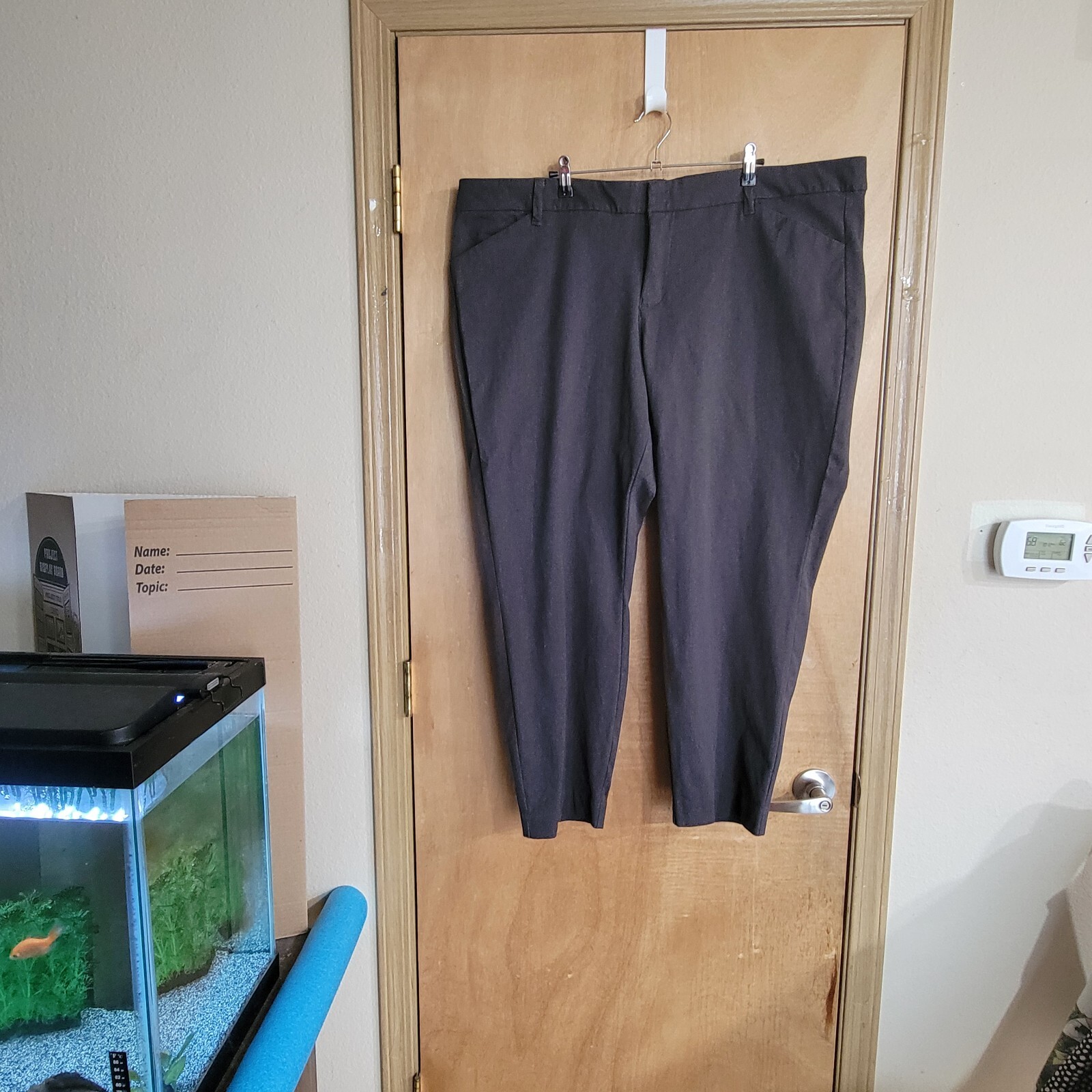 Old Navy Plus Pixie Pant 22 Tall Grey - image 6