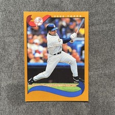 Error Card - Missing Name on Front - 2002 Topps Chuck Knoblauch