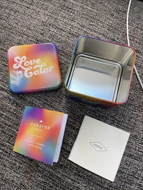 Fossil Limited Edition Love in Color 