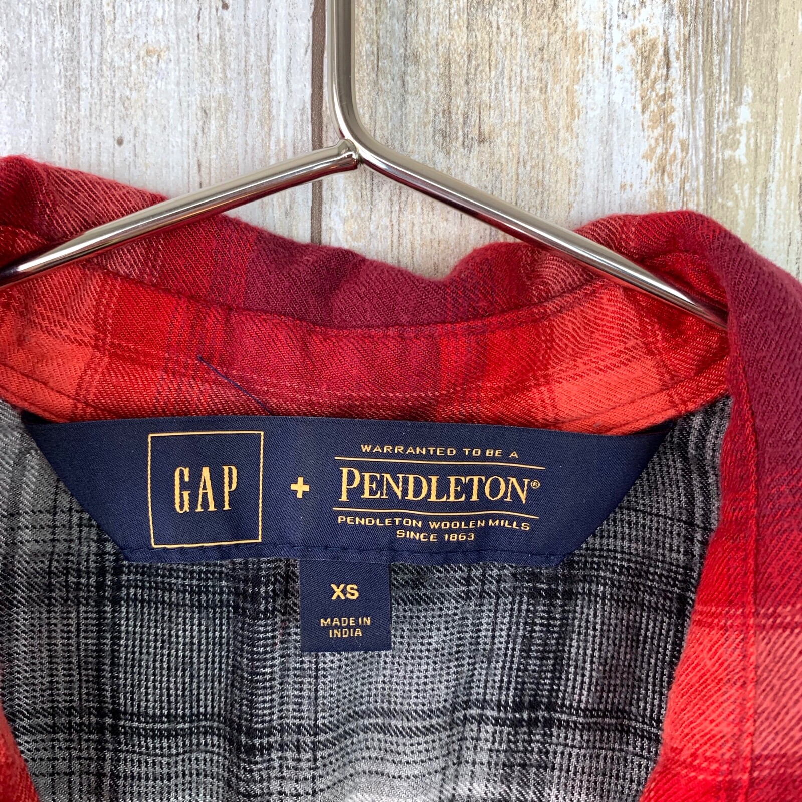 GAP + PENDLETON Red Coral Button Down Plaid Shirt… - image 3