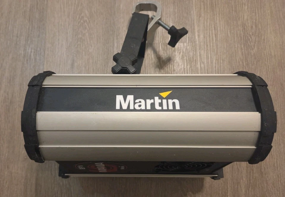 Martin Mania EF 1i Professional Dj Stage Lighting Effects Projector Works - Image 2 of 4