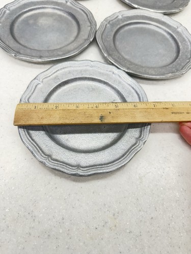 7 Wilton Pewter Armetale Queen Anne Scalloped Rim 6.75” Dessert Plates - Afbeelding 2 van 4