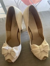 Vintage Pickfair Originals larger size 1950s Kitten Pin Up Heels with Bow