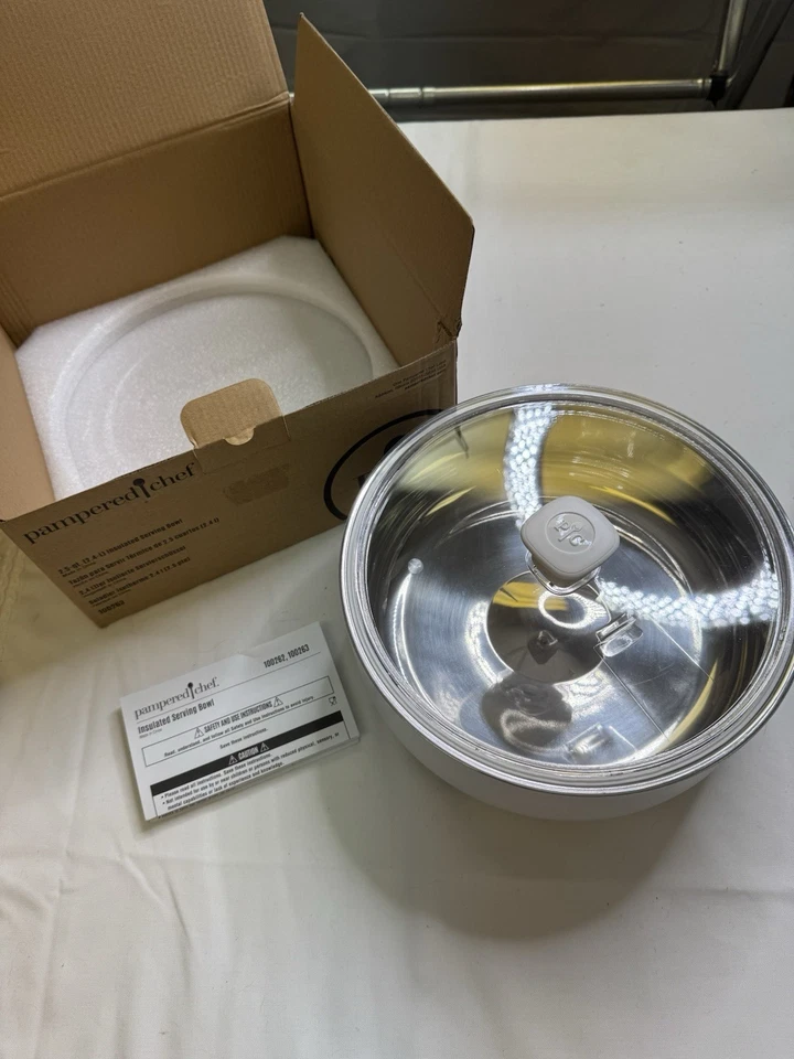 PAMPERED CHEF 2.5-QT. INSULATED SERVING BOWL stainless steel serving bowl - Image 2 of 4