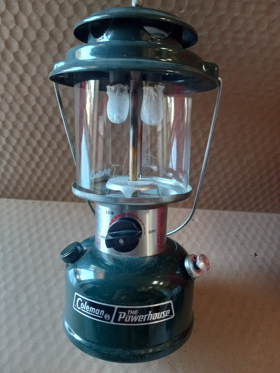 COLEMAN POWERHOUSE MODEL 290A700 COLEMAN LANTERN With Case