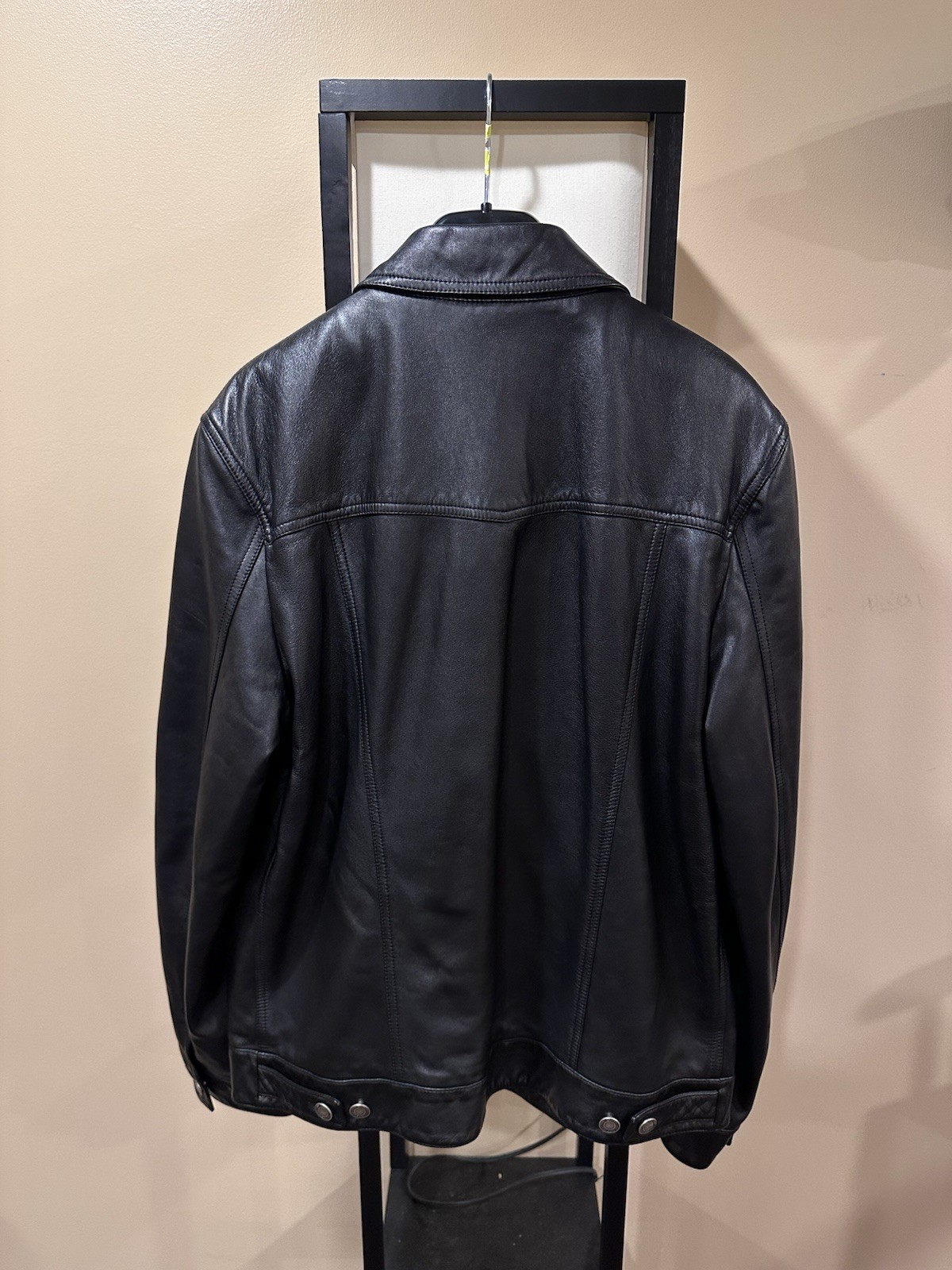 Giacca camionista Saint Laurent Paris 2021 pelle di agnello nera