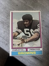 1974 Topps Charlie Hall Cleveland Browns NFL Football #403  Wear