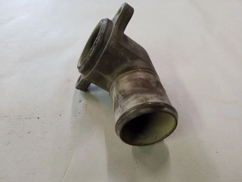 Carcaça de termostato 5.4L | Compatível com 05 06 07 08 09 10 Ford F150 F250 F350 Expedition - Imagem 4 de 4