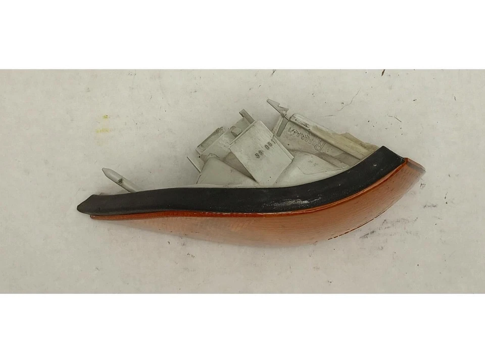 Правосторонний передний угловой указатель поворота лампа для BMW 328i E36 подходит для 1992-1999 годов выпуска - Изображение 2 из 4